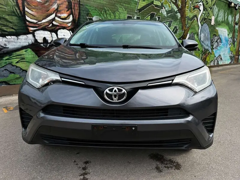 2016 Toyota RAV4 LE, photo 1 of 9